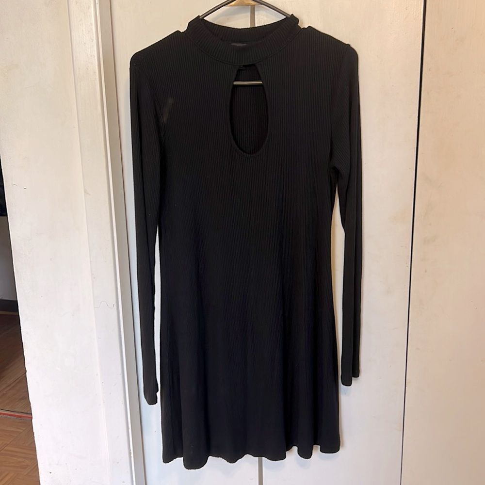 Forever 21 Black Keyhole Mini Dress Mock Neck Ribbed Long Sleeve Swing Dress L